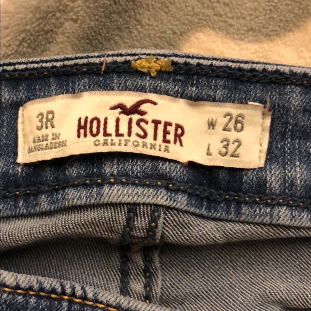 🌸 BUNDLE DEAL 🌸 TWO PAIRS OF HOLLISTER JEANS - Picture 5 of 8